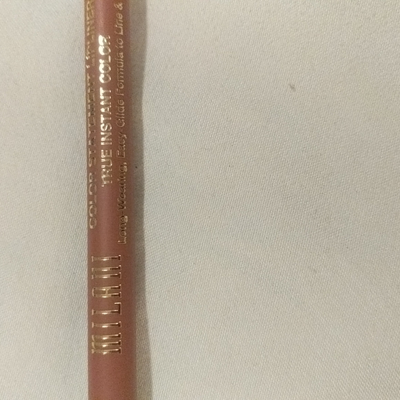 Milani Makeup Nwt Lip Liner Poshmark